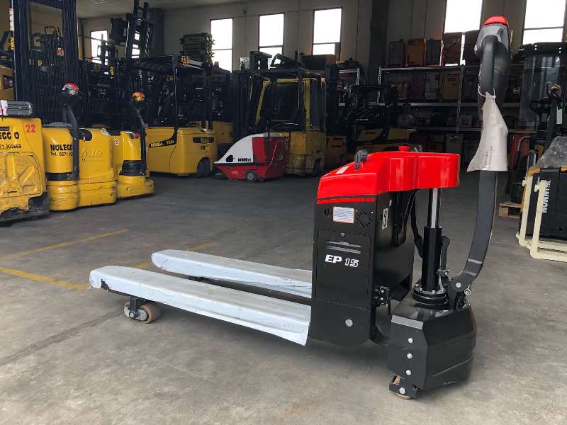 Nonni Rent - Transpallet elettrico, noleggio e vendita